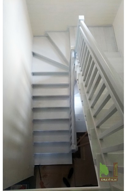 White stairs made of oak